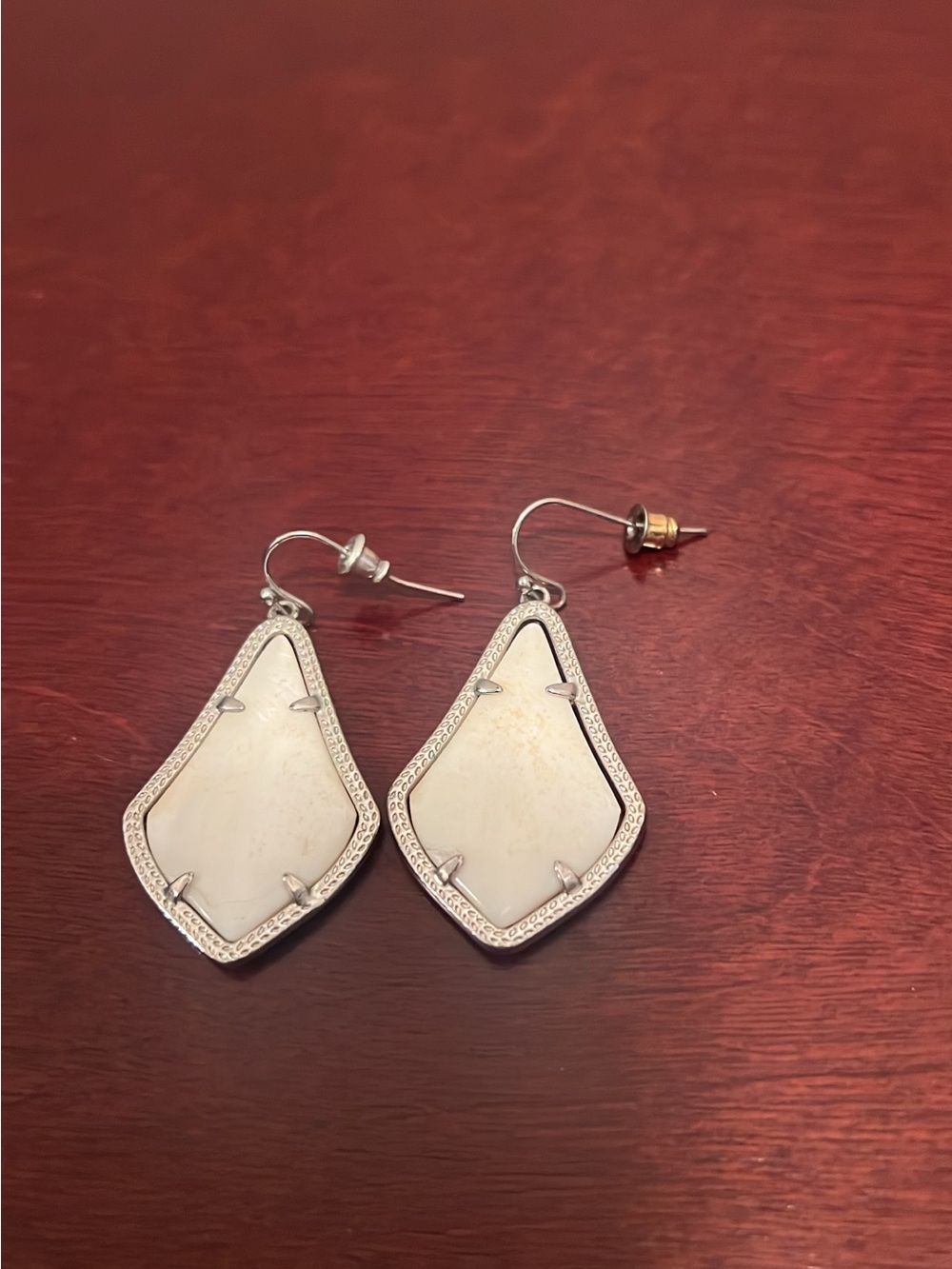 Kent’s Scott White silver Drop Earrings